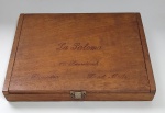 Antiga caixa de madeira charutos - LA PALOMA - SUERDICK -Bahia. Medida: 22 x 17 x 3 cm .