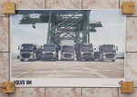 Poster do caminhão Volvo VM em várias versões confeccionado em papel resistente medindo 1 x 70.