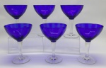 DEMI CRISTAL - Lote de 6 taças em delicado demi cristal com bojo azul, fuste e base circular em demi cristal incolor translucido. Med. 13,5 cm.