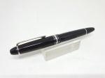 Montblanc - caneta tinteiro Legrand Platinum - pena 14k Média !!! Sem uso !!! possui a sua caixa e está absolutamente nova. Feita na cor preta e detalhes metálicos folheados em platina.