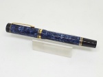 Caneta tinteiro Parker, modelo Duofold Centennial, azul marmorizado - Sem uso !!! e produzida entre 1988 e 1989. Possui pena de ouro bicolor M média e conversor de tinta.
