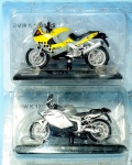 Dois (02) modelos de metal em escala 1:38 - BMW K 1200 RS e e BMW K 1200 S, lacrados.