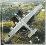 Coleção Bombardeiros de II Guerra Mundial - B-24 LIBERATOR , modelo de metal em escala 1:144, 23 cm.