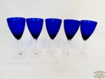 5 Taças Vinho Tinto Cristal Azul Cobalto Pé Disco Medida: 18 cm altura x 7,5 cm diametro