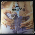 LP Madonna Like a Player - capa no estado - item tocando.