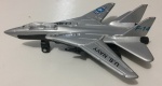 Brinquedo Ni Jul - lindo caça em metal - U-S Navy F-14 - fricção funciona, porém não desenvolve bem a velocidade  devido a um extravio de um dos pneus traseiros - item no estado. Mede 4 cm alt x 10 cm larg x 12 cm comp.