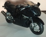 Miniatura Maisto - Motocicleta - Honda CBR XX - Cor: preta. Item no estado.