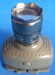 Lanterna de capacete pra Ciclista - item QI 1000W MX-6612 - à pilha - no estado - item não testado. MEDE 6cm altura X 4,5cm largura X 7cm comprimento.