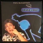 LP - Paul McCartney - Broad Street - item no estado - funcionando. MEDE: 31cm altura X 31cm largura.