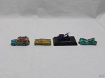 Lote de 3 miniaturas de carro e 1 moto para coleção. Medindo o maior 7,5cm de comprimento.