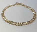 PULSEIRA ELO 3X1 CONFECCIONADA  EM OURO AMARELO 18K, PESO: 7,0g, TAMANHO: 21cm,  FECHO GAVETA VALOR DE MERCADO: RS 5.200,00