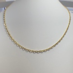 CORRENTE GARGANTILHA CONFECCIONADA MACIÇA EM OURO AMARELO 18K, ELO CARTIER COM FECHO GAVETA, PESO: 9,3g, TAMANHO: 40cm, VALOR DE MERCADO: RS 6.900,00