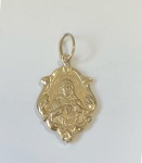 PINGENTE ESCAPULÁRIO CONFECCIONADO EM AMARELO ,18K, PESO: 1,2g, TAMANHO 21,33mm, VALOR DE MERCADO: R$ 900,00