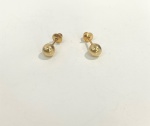 BRINCO BOLINHA CONFECCIONADA EM OURO AMARELO 18K, PESO: 0,4g, TAMANHO: 4mm. VALOR DE MERCADO: R$ 400,00