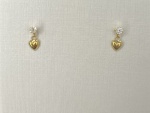 BRINCO CORAÇÃO PENDURADO CONFECCIONADA EM OURO AMARELO 18K, COM ZIRCONIAS BRANCAS, PESO: 0,4g, VALOR DE MERCADO: R$ 400,00