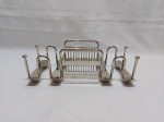 Organizador de talher em prata 90 D'artisan. Medindo 31cm x 15cm x 11cm de altura.