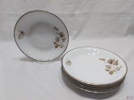 Jogo de 5 pratos fundo em porcelana Renner Medaillon floral com friso prata. Medindo 22cm de diâmetro