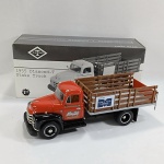 Caminhão em miniatura escala 1/34 do Diamond T 1955 produzido pela 1st Gear ou First Gear - Empresa tradicional por fabricar promocionais de marcas. Caixa Original.