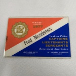MILITARIA - CARTEIRA plastificada de MEMBRO HONORÁRIO da BENEVOLENT ASSOCIATION da POLÍCIA DE YONKERS - Estados Unidos da América, datada de 1977 em nome de FRED NICODEMUS. A Associação é composta por Capitães, Tenentes e Sargentos.