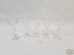 Jogo de 5 Taças Aperitivo em Vidro Translucido . Medida 12,5 cm altura x 6 cm diametro