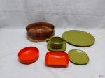 Lote com 4 peças em melanina Goyana e 2 peças em resina. Medindo o bowl 22,5cm de diâmetro x 8cm de altura.