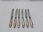 Jogo de 6 facas de mesa em prata 90 Vix, modelo lacinho. Medindo 24,5cm de comprimento.