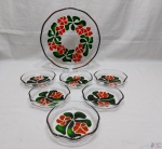 Jogo de prato de bolo com 6 cumbucas bowl de sobremesa em vidro moldado com fundo floral. Medindo as cumbucas 13cm de diâmetro x 4,5cm de altura e o prato 31cm de diâmetro.