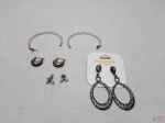 Lote de 4 pares de brincos diversos.