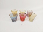 Jogo de 6 copos Aperitivo em Vidro Colorido com friso Ouro. Medida: 7 cm x 7 cm altura com pequenos desgastes coloração