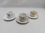 Lote de 3 xícaras de café para colecionador em porcelana, sendo uma com leve bicado.