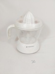 Espremedor de Laranjas / Limão Cadence 127 Vts 25 W Funcionando. Medida: 750 ml mede 24 cm altura