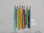 Lote de 24 pincéis diversos para pintura, sem uso, da marca Tigre. Tamanho diversos.