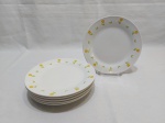 Jogo de 6 pratos de sobremesa em porcelana branca com flores na borda. Medindo 19cm de diâmetro.