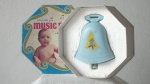 Antigo brinquedo para bebe, Magic Music, com caixa em funcionamento.