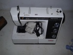 Maquina de costura Toyota.