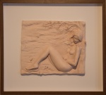 Renata Andrade, Ninfa Adormecida, Modelagem em massa branca shiro, 33 x 39, datado em 2013, assinatura no canto inferior direito, com certificado assinado pelo artista. OBS: A OBRA ESTA EM UMA EXPOSIÇÃO INDIVIDUAL NA GALERIA, SENDO ASSIM O ENVIO OU RETIRADA DA OBRA SÓ PODERÁ SER REALIZADO APOS TERMINO DA EXPOSIÇÃO. PERÍODO DE EXPOSIÇÃO CONFORME CONSTA NO SITE DA GALERIA : 20/06 A 31/08.