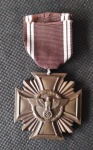 Militaria - Bronze  - Alemanha 1933-1945 - Medalha por serviço leal no NSDAP  -  com fitilho original marrom com listas brancas.