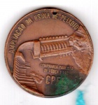 Medalha da Ampliação da Usina de Peixoto - Força e Luz - 1969 - Oxidada com pequeno furo - Bronze - Mede: 50 mm