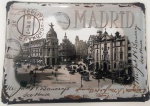 Placa decorativa em metal silcada com esmalte em relevo  . Tema : MADRID  . Mede: 27 x 19 cm .