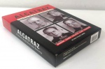 Jogo de cards ORIGINARIOS  de ALCATRAZ  com 45 cards fatos com fotos dos principais prisioneiros de ALCATRAZ e fotos de época . Mede: 11x16 cm .