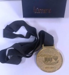 Medalha Comemorativa dos 100 Anos do Clube Atlético Mineiro - Bronze - Mede: 60 mm.