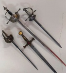 Kit de 4 mini espadas de toledo. Medem: 30 e 20 cm 