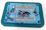 Par de baralhos temáticos em caixa de lata da bebida ANHEUSER -BUSCH - lacrado