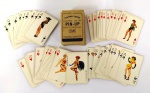 Mini baralho colecionável  com desenhos de PIN-UP - Falta 1 carta (Q paus)  - Mede: 3x 4,5 cm 