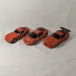AUTOMODELISMO - Lote 03 com 03 (três) Ferraris da coleção SHELL V-POWER - escala 1:38.