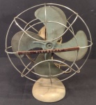 Ventilador; Marca:Eletromar; Material:Metal; Industria Brasileira; Antigo C.G.C;110V;50/60HZ;Amp.0.8;Sem Teste; Estrutura Preservada; OLhem as Fotos!