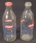 2 Vasilhames de Leite; Marca: Cooper;Um Possui Tampa Original Antigos Vintage