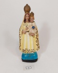 Imagem  Nossa  Sra da Penha  da Vitoria em estuque pintado com policromia., apresentam pequenas perdas na pintura. Medida 21 cm x 10cm