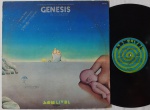 Genesis  In Concert LP 1977 Brasil Rock Prog Bom Estado. Compilação exclusiva Brasileira , Som Livre 70/s. Capa em bom estado , com amassos e algumas mancha de tempo e marca de caneta na contracapa. Disco em bom estado , com discretos riscos superficiais.