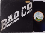 Bad Company - Bad Co LP Brasil 1974 Rock Muito bom estado. LP edição Brasileira 70's Island. Capa em bom estado, com desgastes nas bordas, etiqueta da loja na frente e amassos. Disco em muito bom estado.
